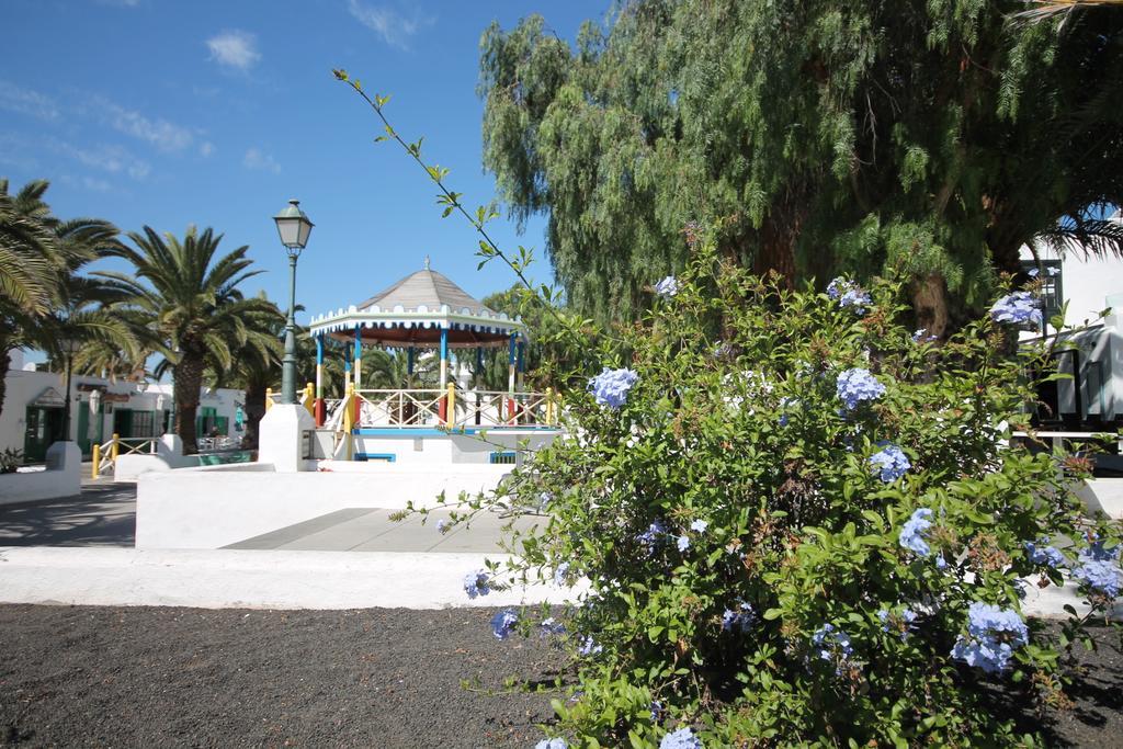 Casa Linda Apartment Costa Teguise Exterior photo